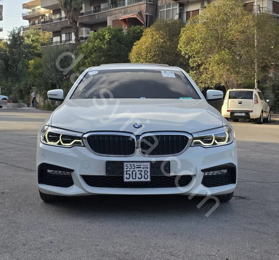 للبيع سيارة بي ام دبليو 530