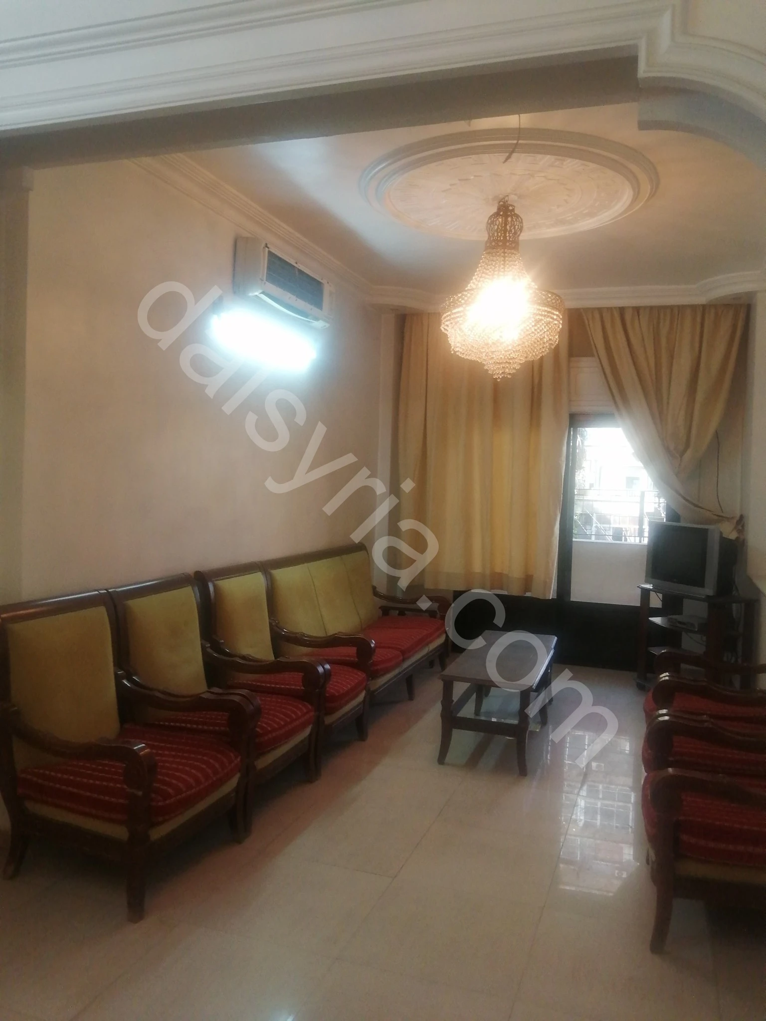 للايجار شقة في التجارة