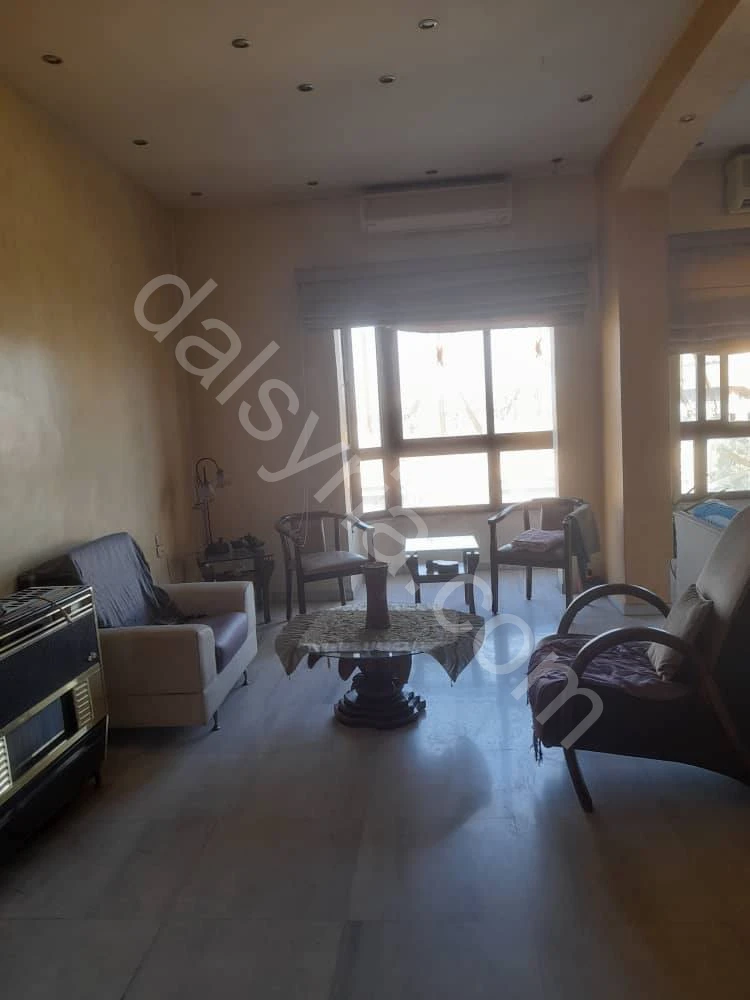 للبيع شقة 120 م في حي الجميلية