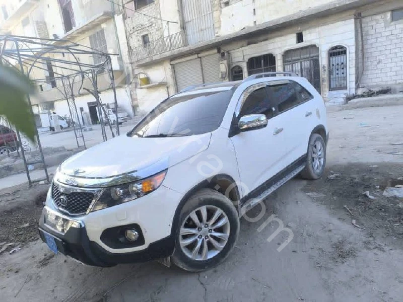 للبيع كيا سورينتو 2011 