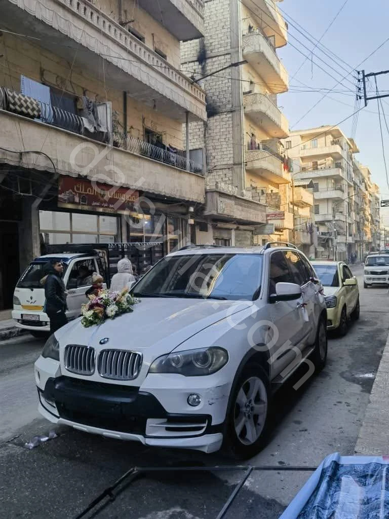 للبيع بي ام دبليو 2010 x5 