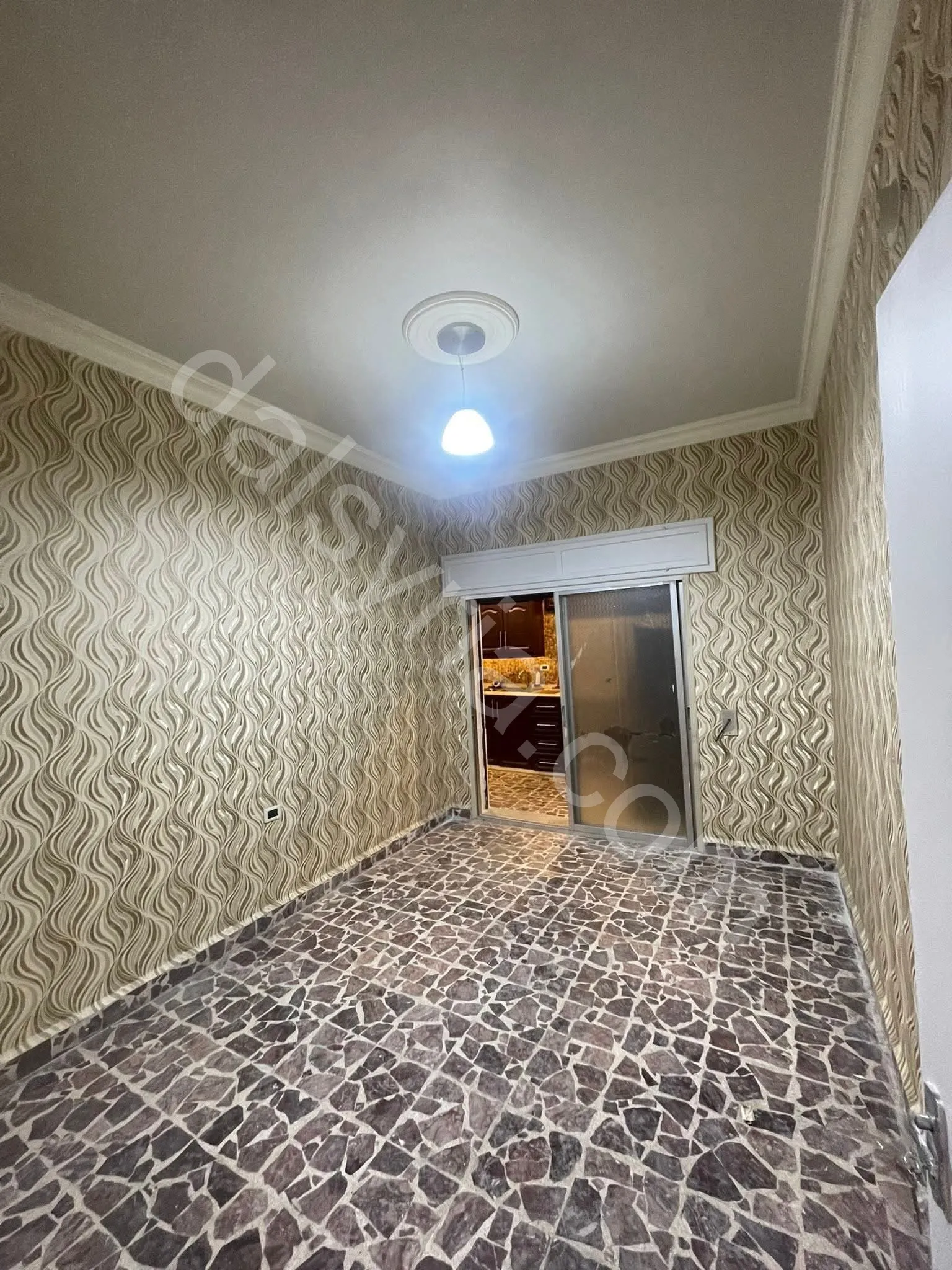 للايجار شقة 160 م في الشهباء الجديدة