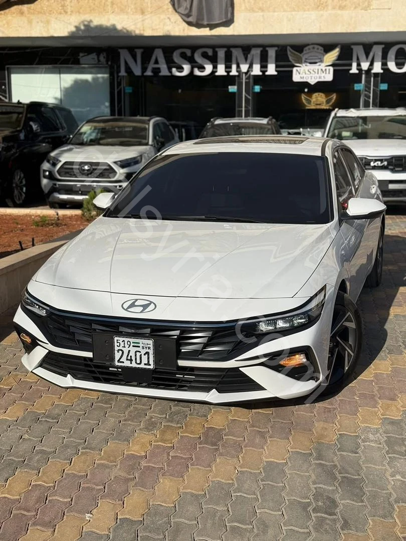 للبيع هيونداي النترا 2025 