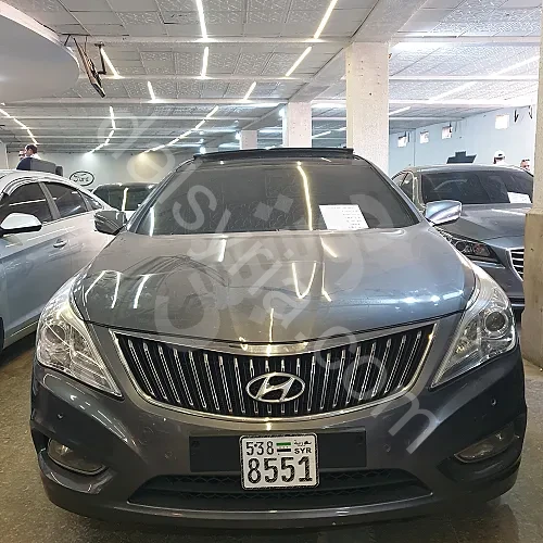 للبيع هيونداي غراندور 2012