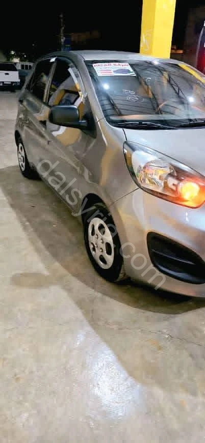 للبيع كيا بيكانتو 2013 