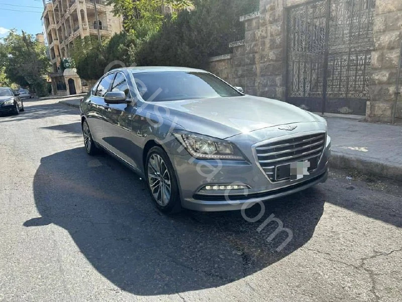 للبيع هيونداي جينسس 2015