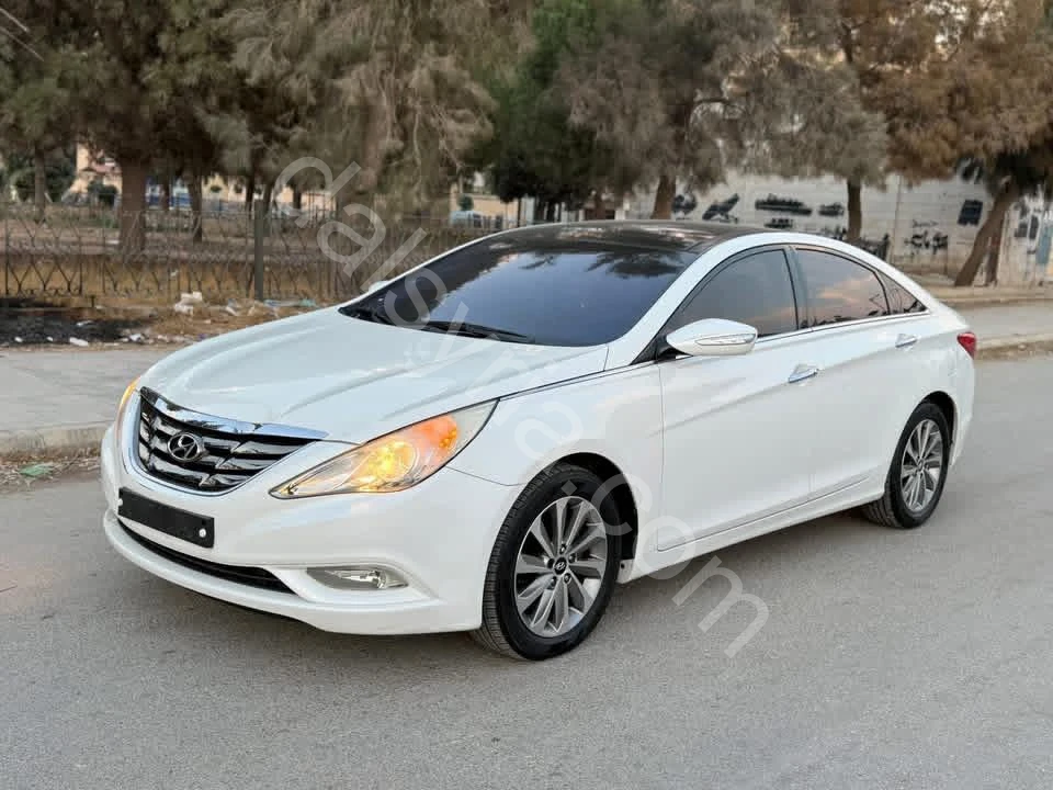للبيع هيونداي سوناتا 