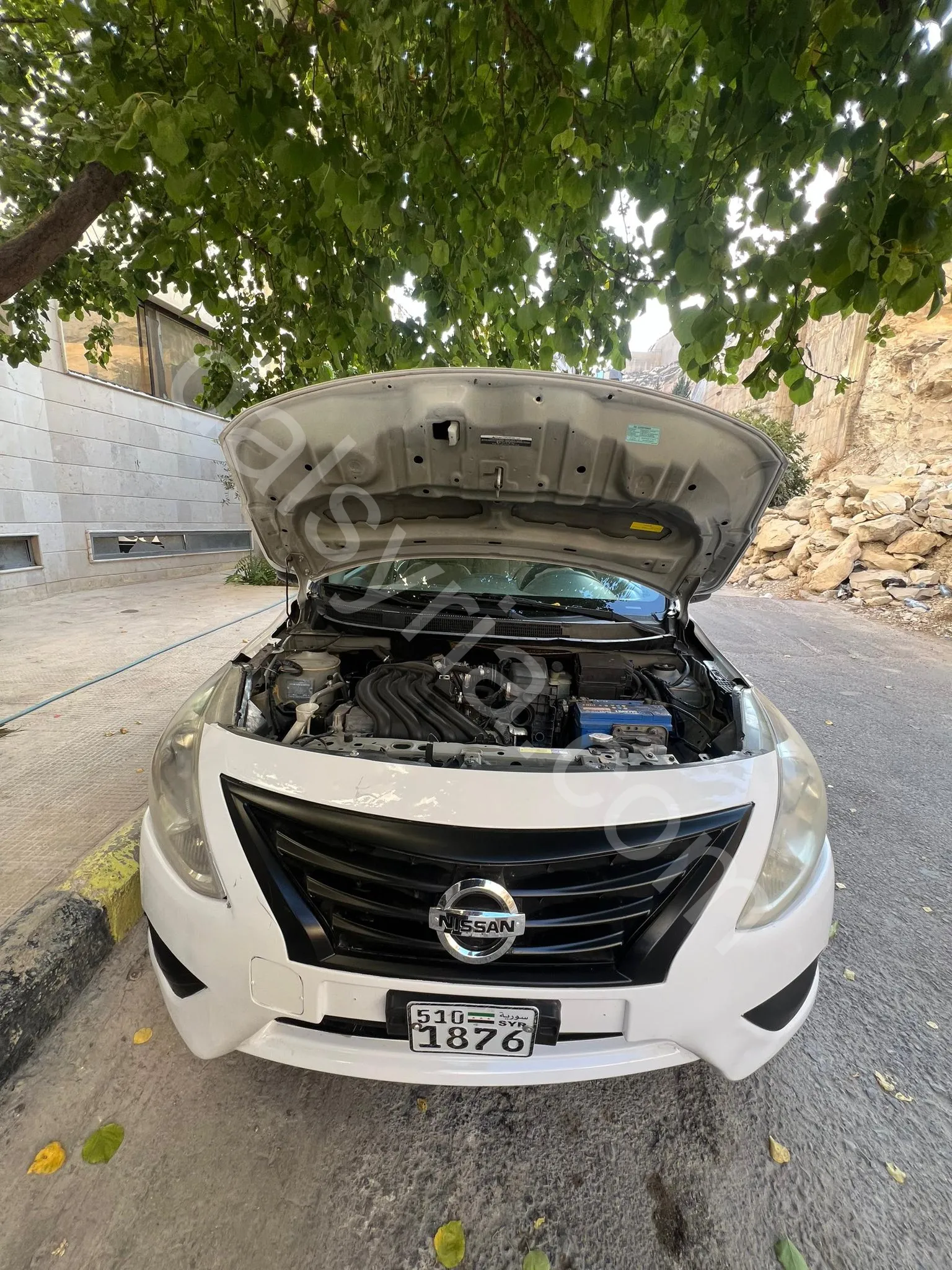 للبيع نيسان صني 2015