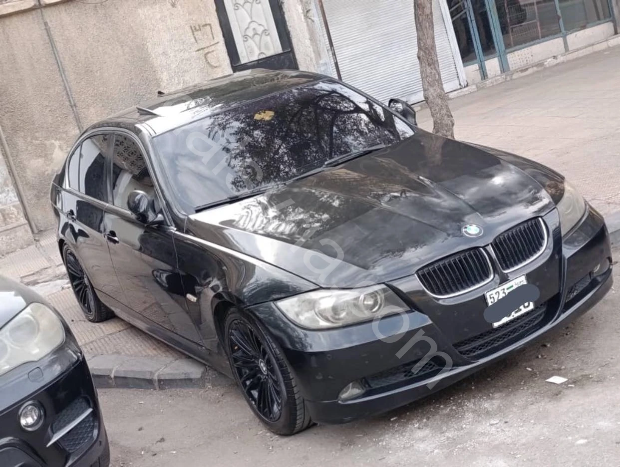 للبيع بي ام دابليو 323i 2013