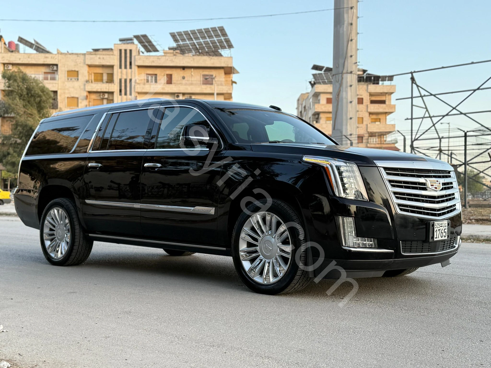 للبيع كاديلاك اكاليد 2018 