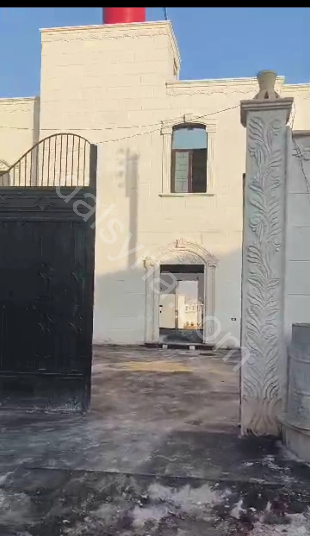 للبيع مزرعة 1500 م في خان العسل