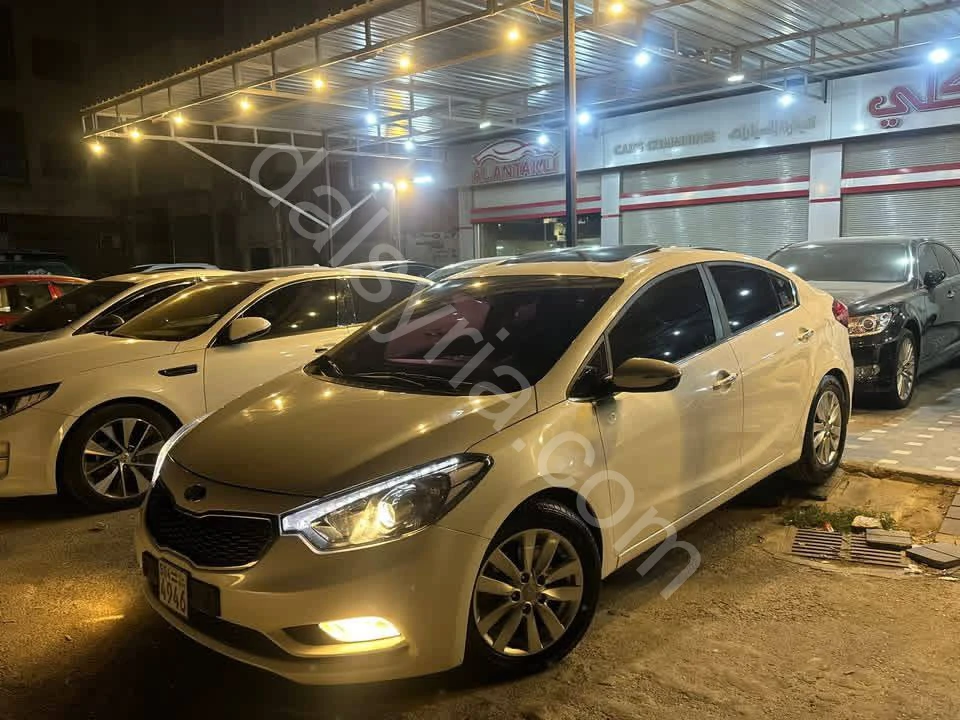 للبيع كيا k3 2015 