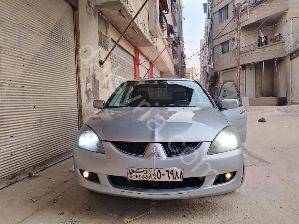 للبيع ميتسوبيشي لانسر 2006