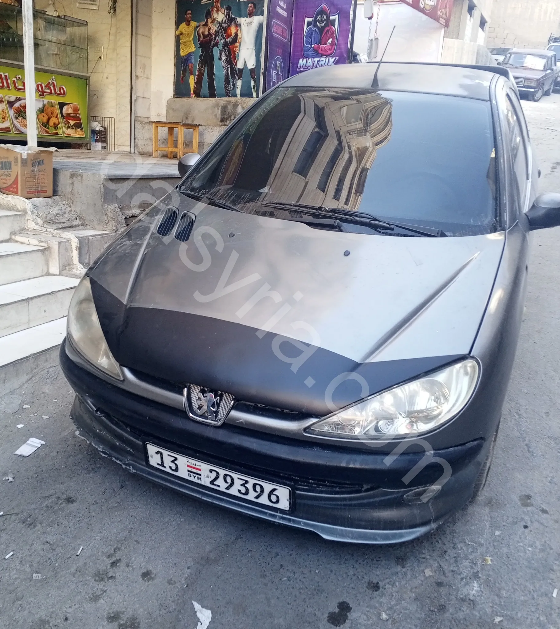 للبيع بيجو 206 2003