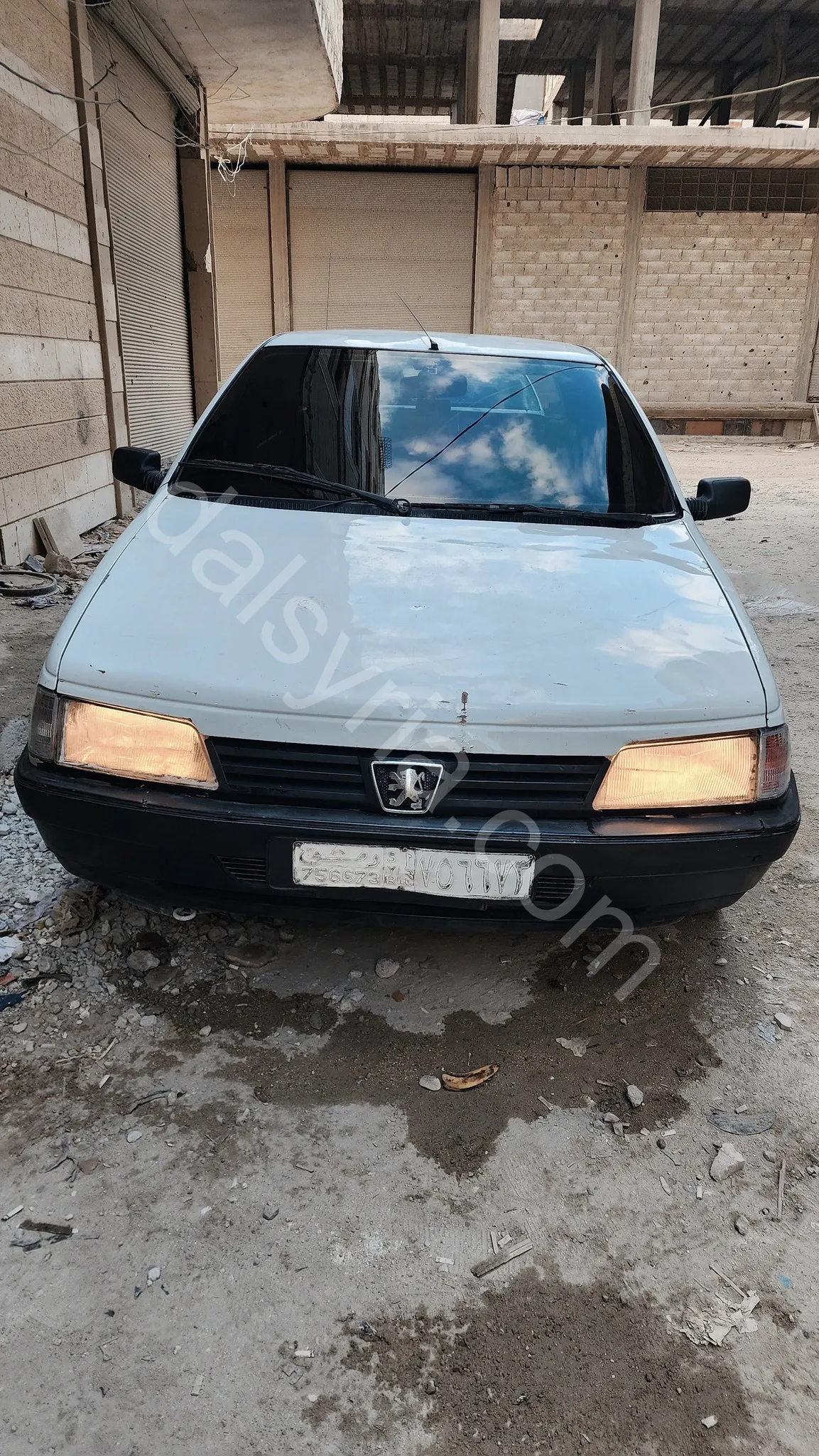 للبيع بيجو 405 2006