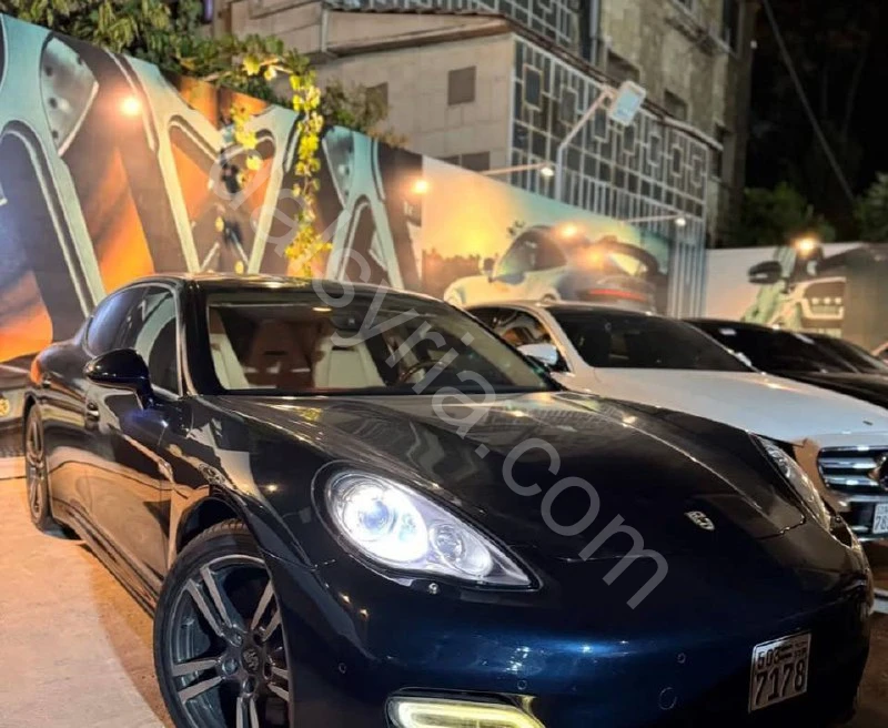 للبيع Porsche Panamera Turbo S Years: 2013 