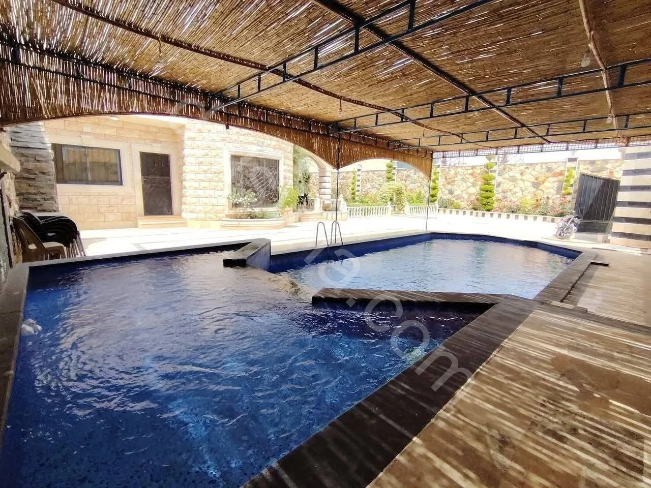 للبيع مزرعة 750 م في حي الضاهرية