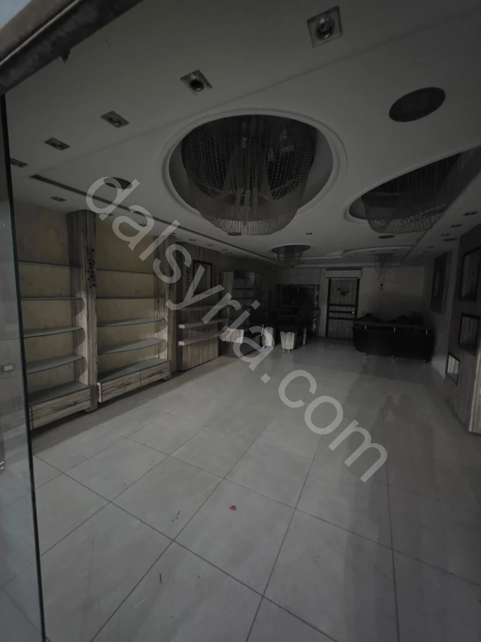 لايجار محل 40 م في الموكامبو