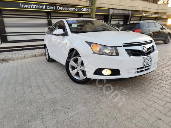 للبيع سيارة شيفروليه كروز 2010