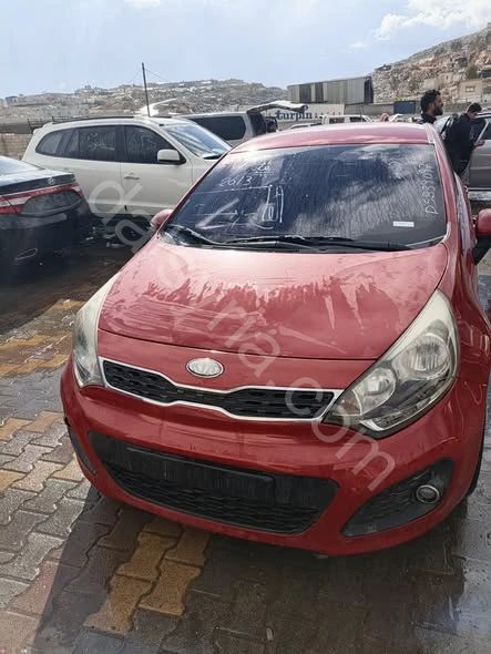 للبيع سيارة  كيا برايد 2013