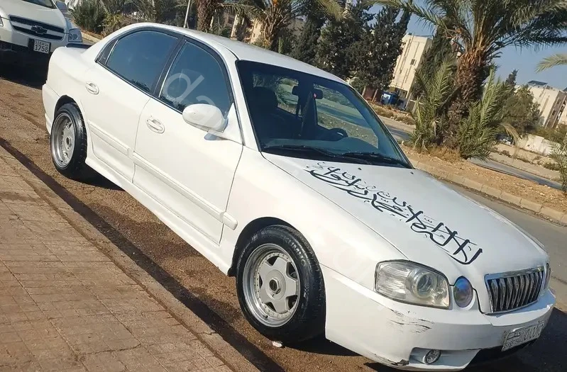 للبيع سيارة كيا اوبتيما. 2005