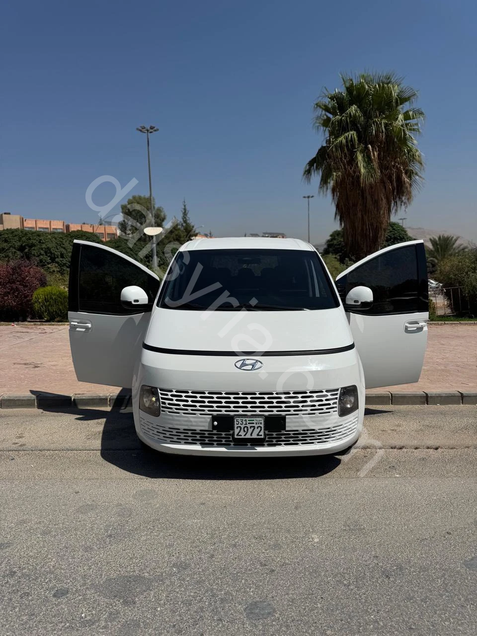 للبيع هيونداي ستاريا 2022