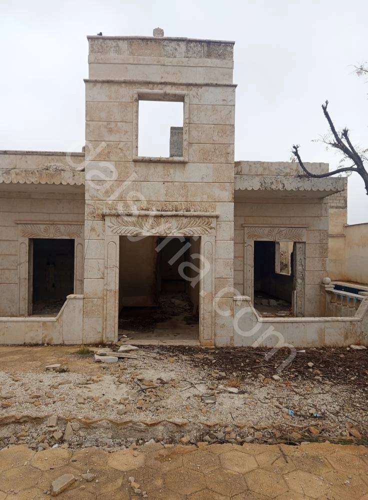 للبيع مزرعة 600 م في الفرقان 