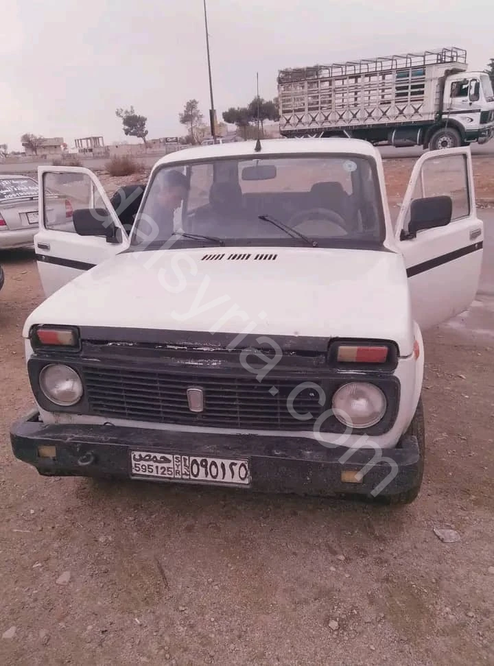 للبيع لادا نيفا 1984 