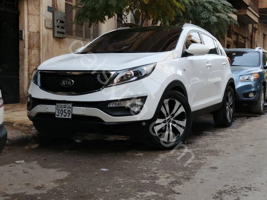 للبيع كيا سبورتاج 2011