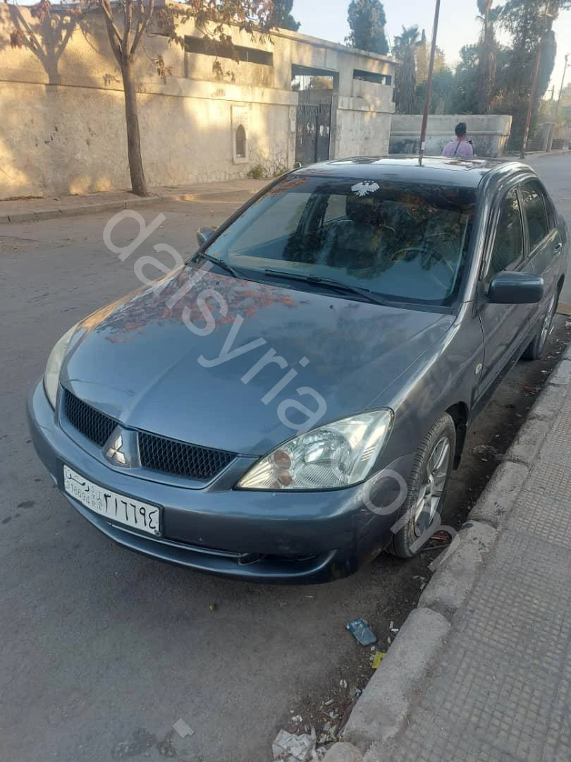 للبيع ميتسوبيشي لانسر 2010