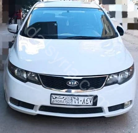 للبيع كيا سيراتو فورتي 2011