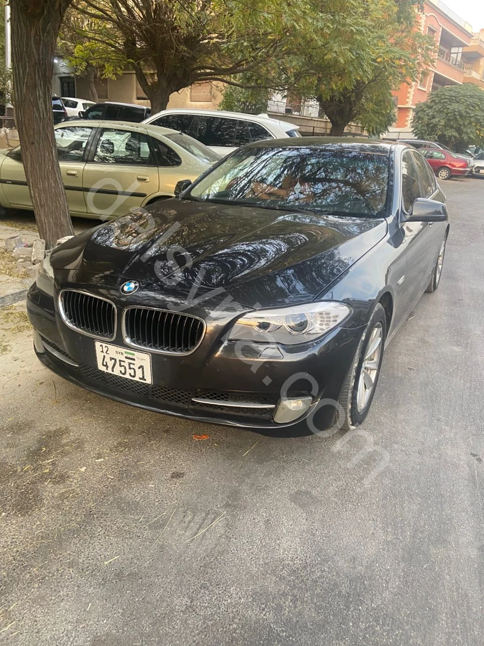 للبيع بي ام دبليو 520i\2013