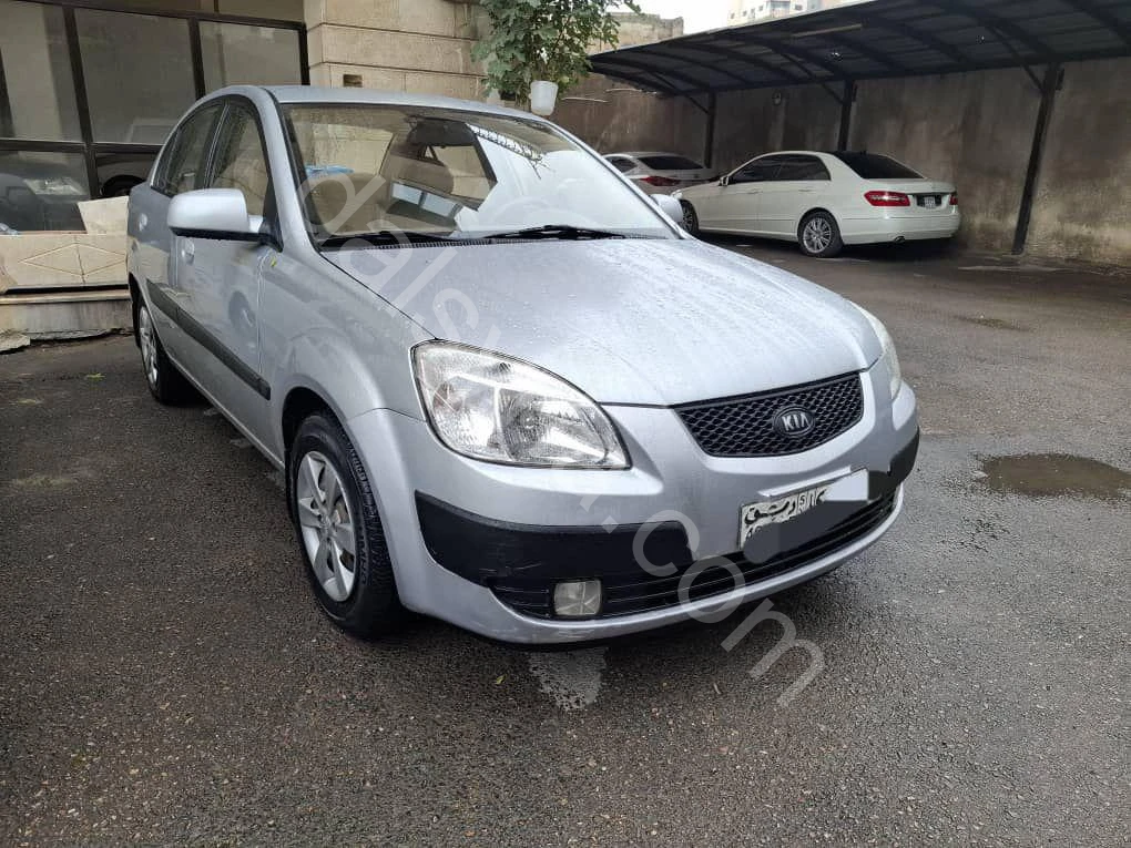 للبيع كيا ريو 2009