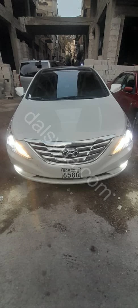 للبيع هيونداي سوناتا 2013