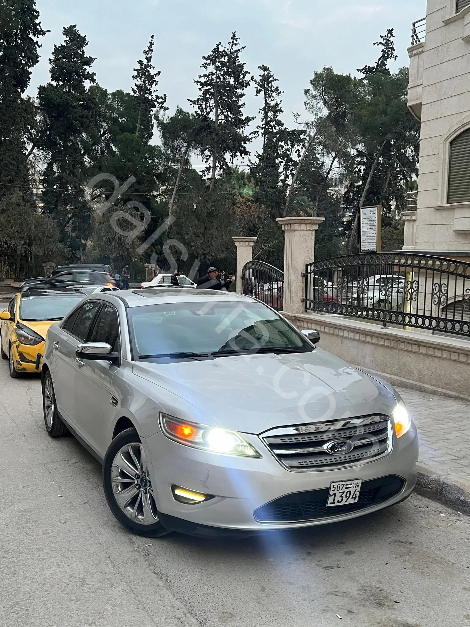 للبيع فورد تورس 2011 