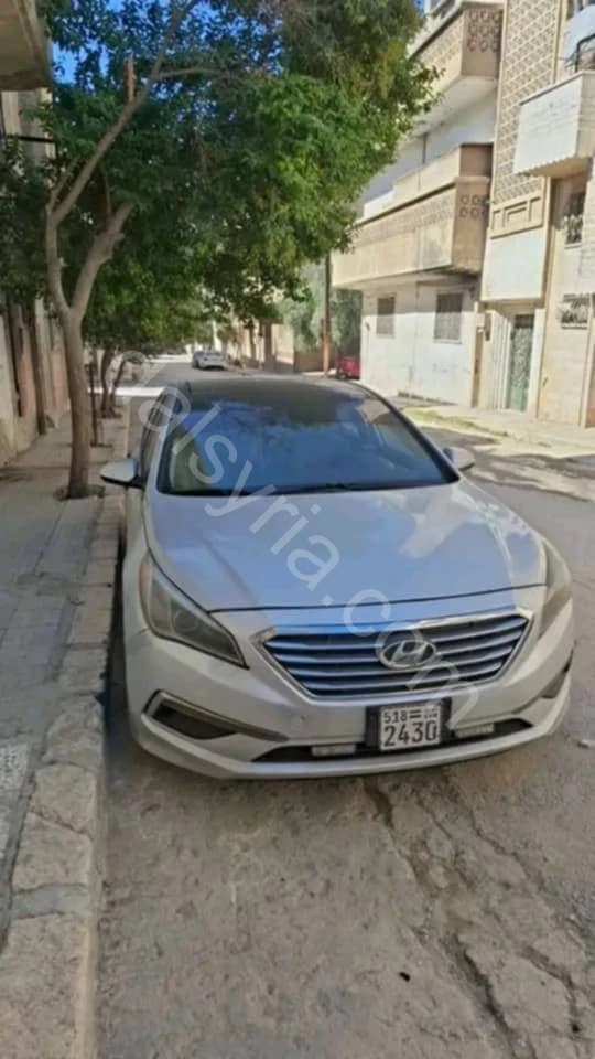 للبيع هيونداي سوناتا 2015