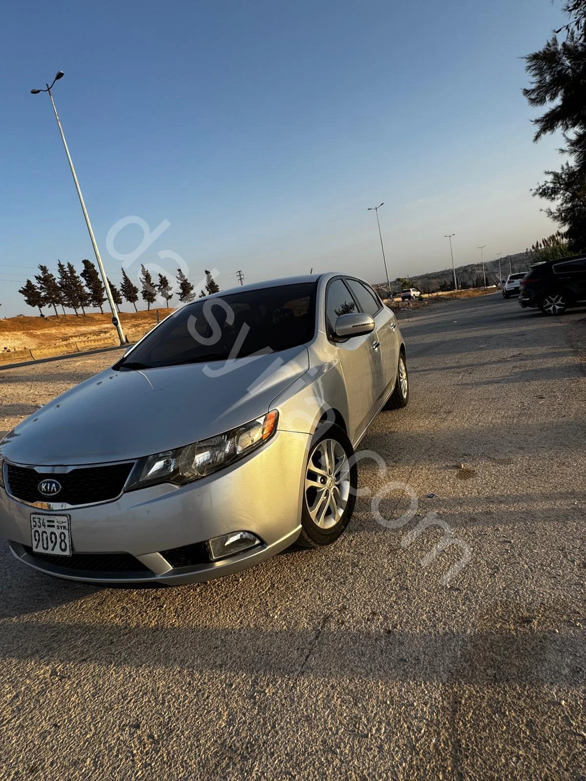 للبيع كيا   فورتي  2012