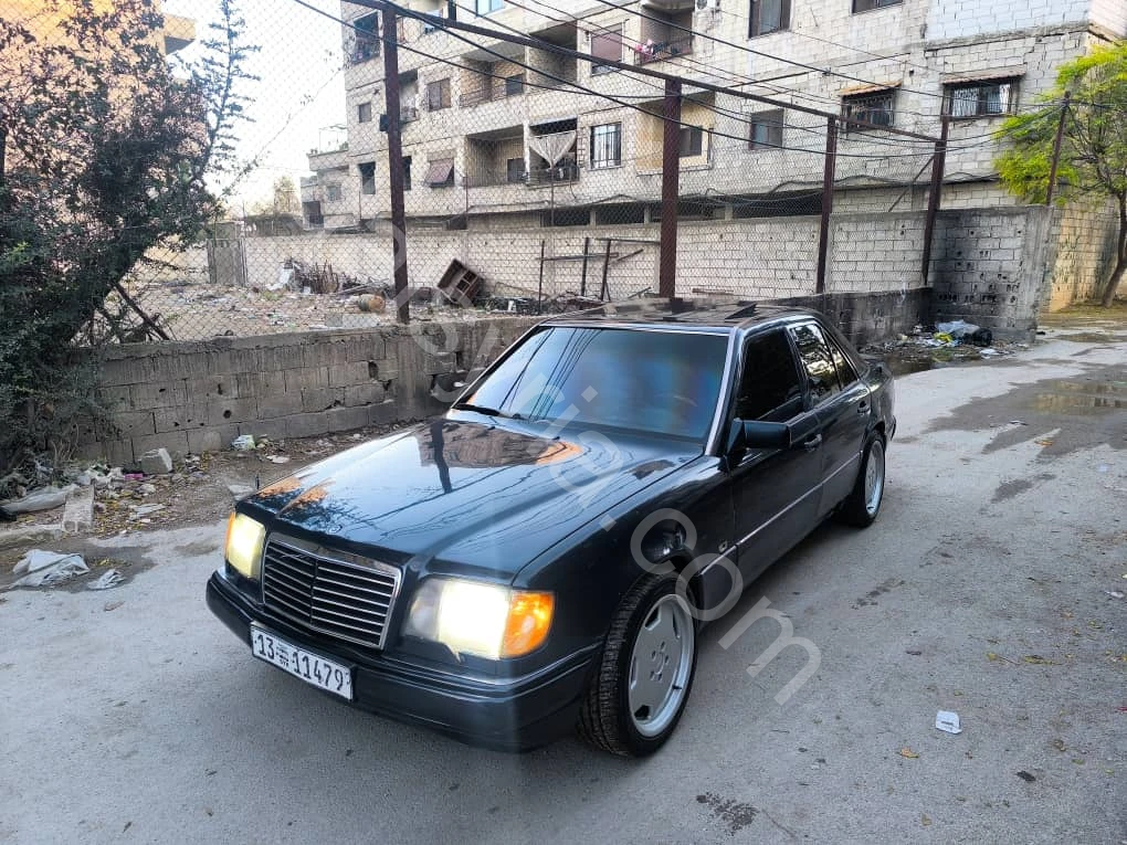 للبيع مرسيدس 2013