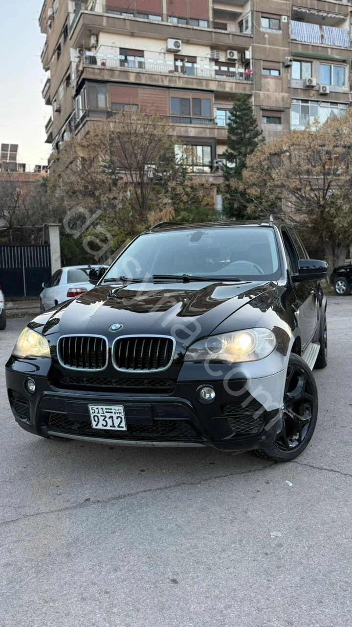 للبيع بي ام دبليو X5\2012