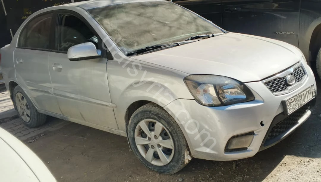 للبيع كيا ريو 2010