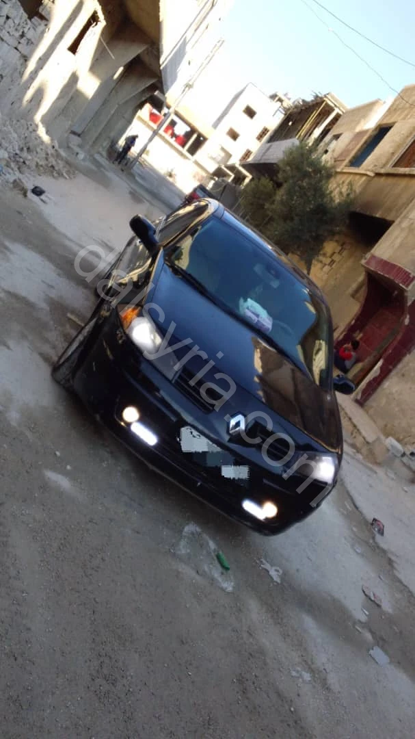 للبيع رينو لاجونا 2006