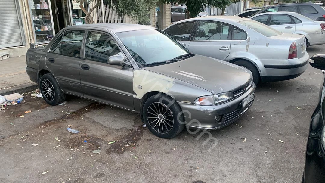 للبيع ميتسوبيشي لانسر 1993