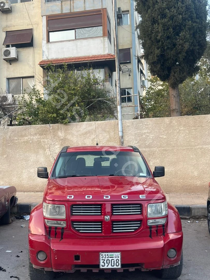 للبيع دودج نيترو 2012