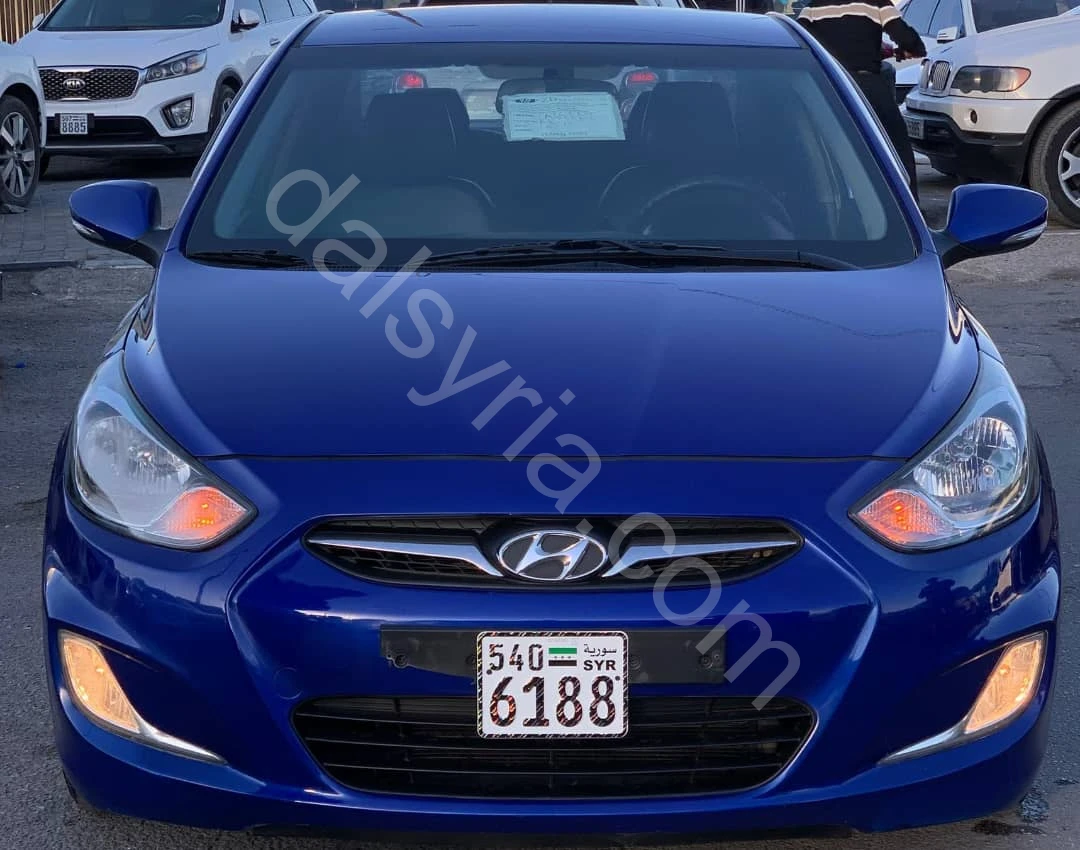 للبيع هيونداي اكسنت 2012