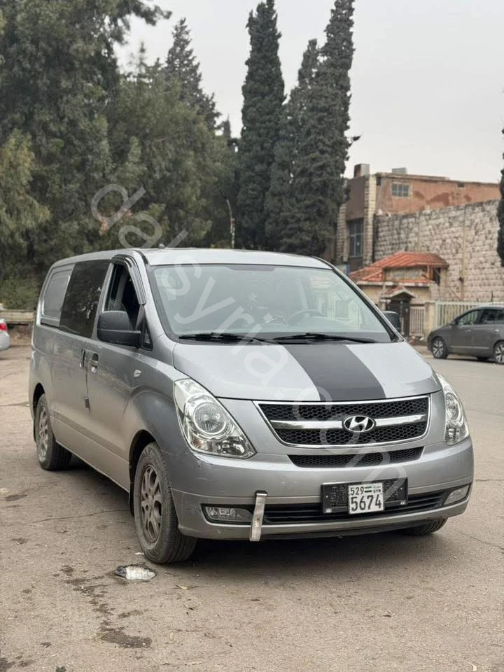 للبيع فان هيونداي H1   موديل 2013