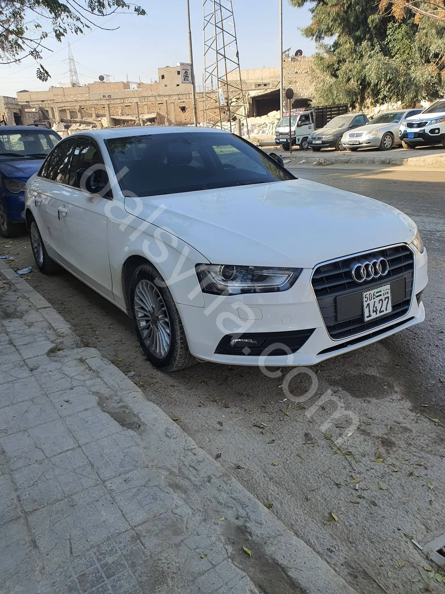 للبيع   اودي  A4   موديل 2013