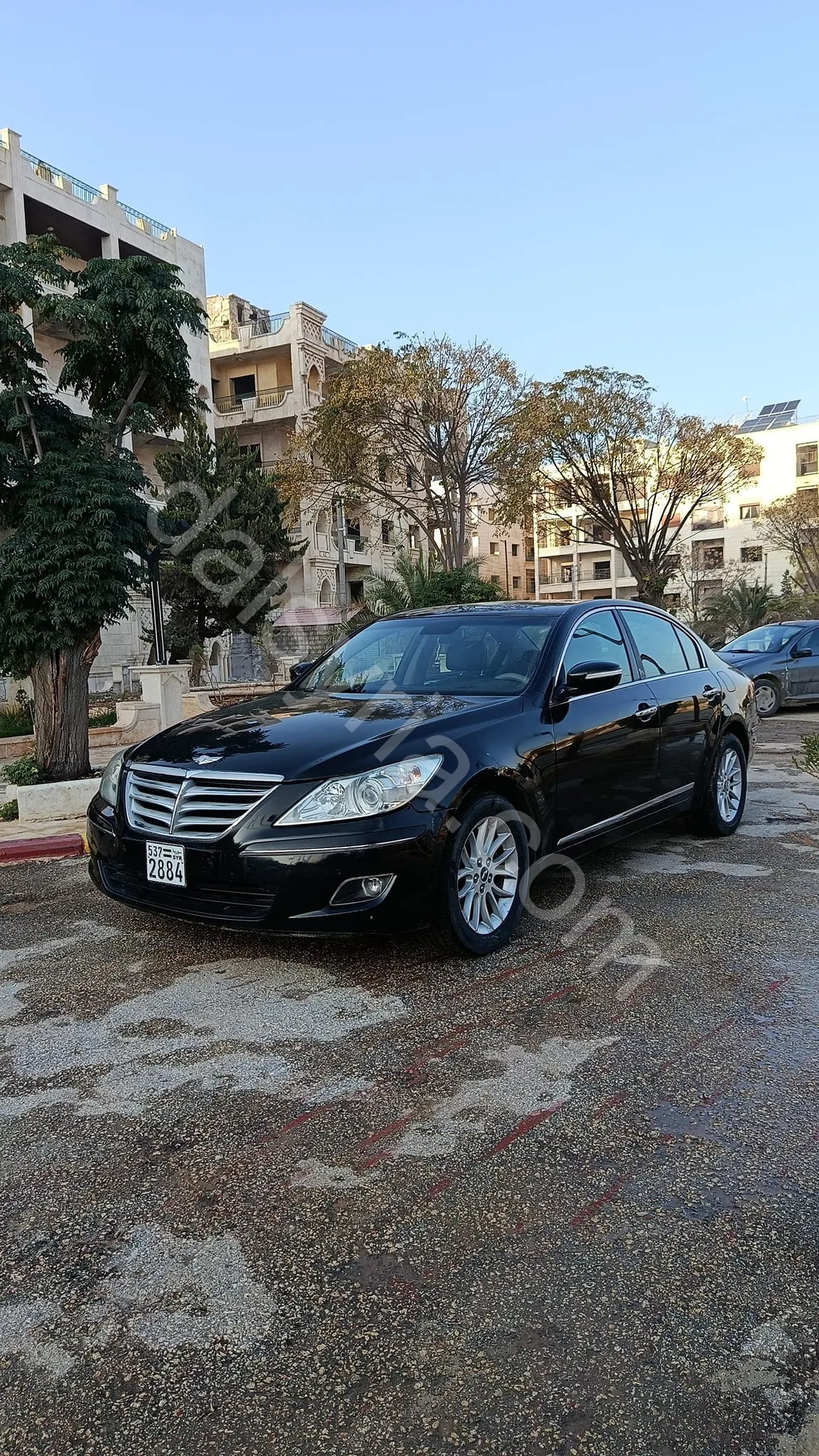 للبيع هيونداي جينسيس 2009