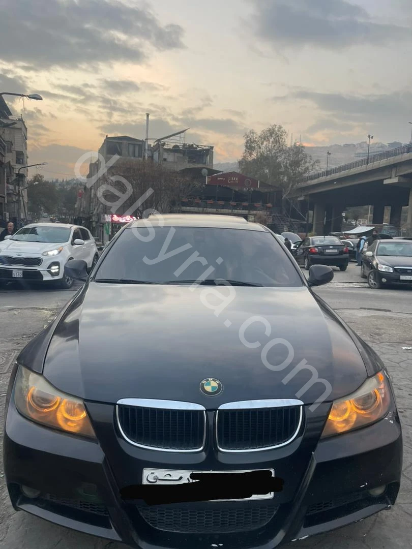 للبيع بي ام دبليو 330\2012