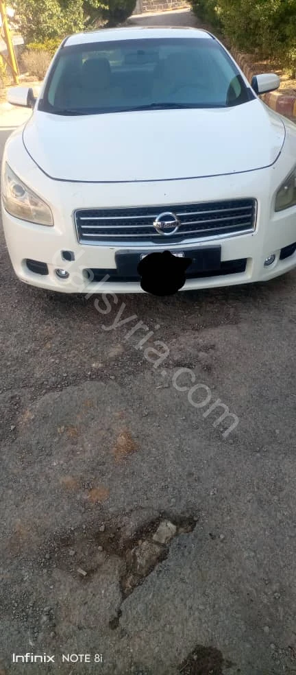 للبيع نيسان التيما 2010