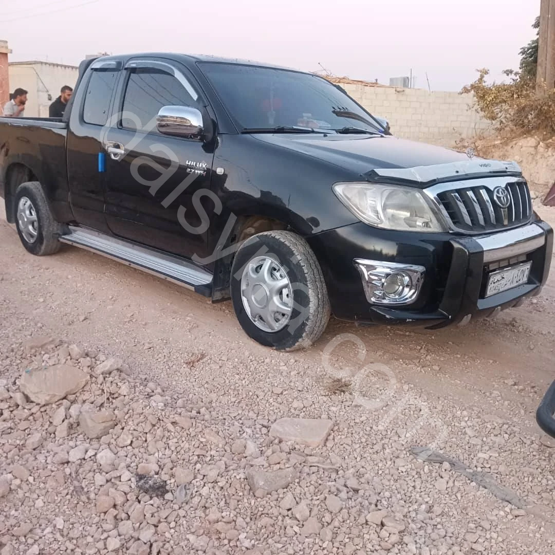 للبيع تويتا  بيك اب حبة ونص  2008